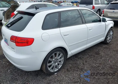 2012 Audi A3 2.0T Premium из США, поврежденный, VIN WAUKFAFM6CA006663